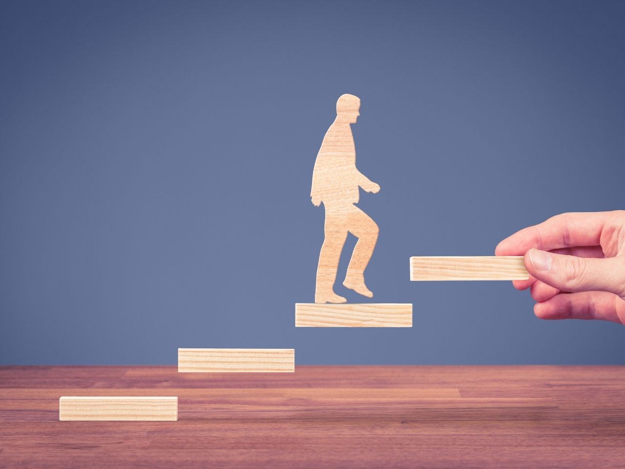 10 Growth Hacking Tips To Scale Your Business - Growth Marketing Genie